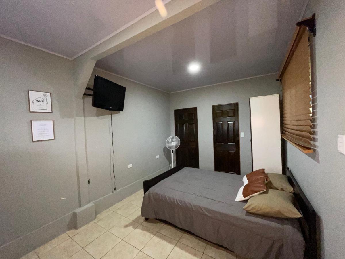 Beautiful & Economic Apartment In La Fortuna Town Екстер'єр фото